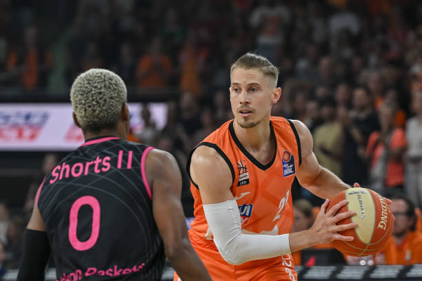 使得球队保 使得球队保