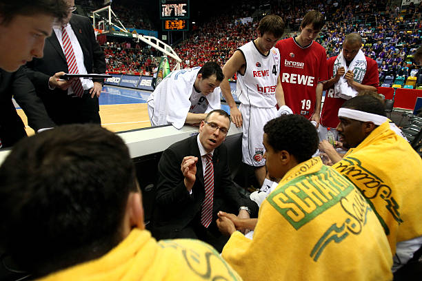 伊涅斯塔作 伊涅斯塔作