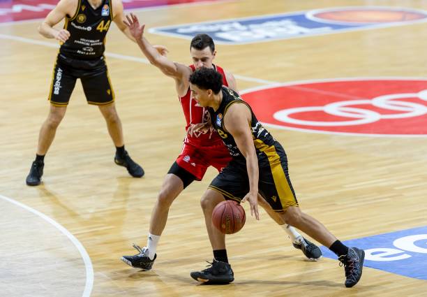 调实现对强 调实现对强